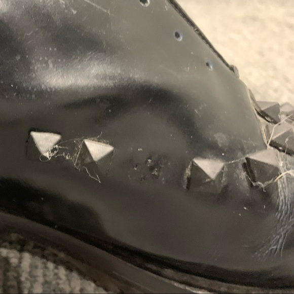 Designer Valentino Garavani Men's Studded Black & Blue Laceup Oxford Shoes - Picture 12 of 12